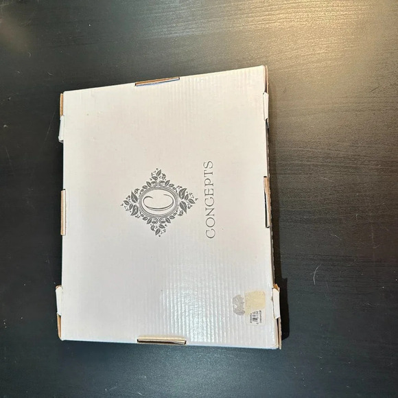 NWT Christmas / Winter Themed Photo Frame Decor 4x6 opening - Picture 8 of 9